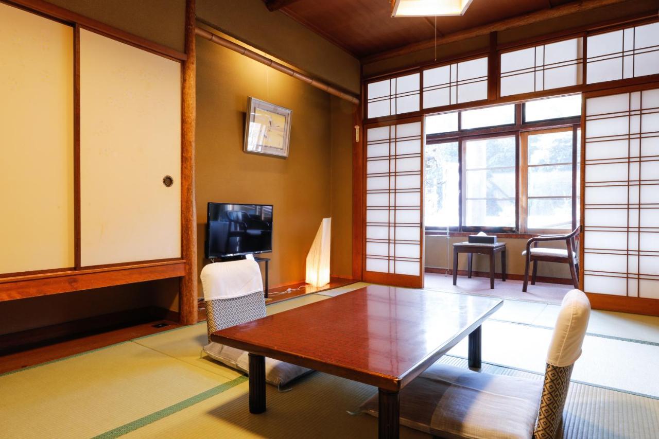 Tsuruya Ryokan Тойока Екстериор снимка
