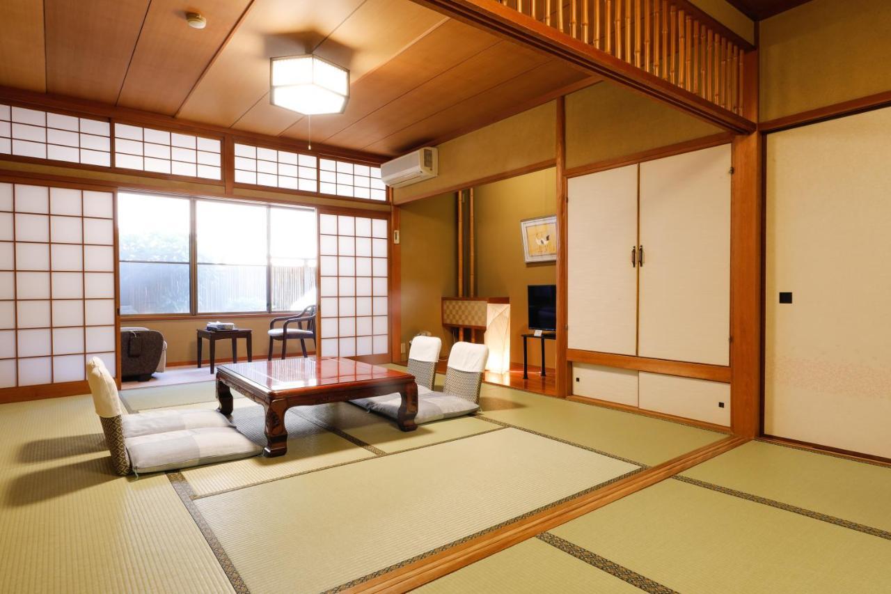 Tsuruya Ryokan Тойока Екстериор снимка